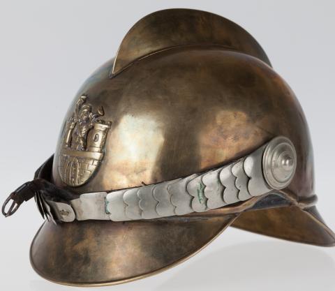 Hełm strażacki z herbem Kalisza