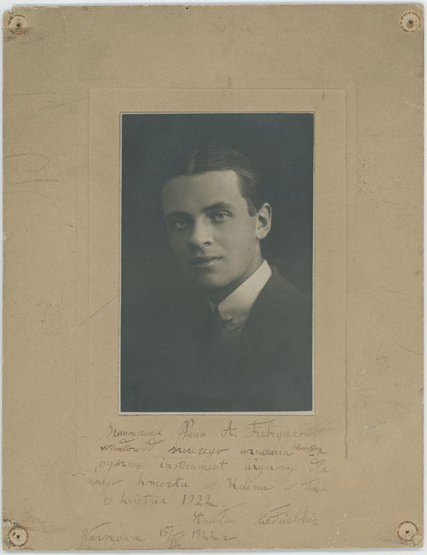 Portret Stanisława Niedzielskiego z dedykacją dla Arnolda Fibigera