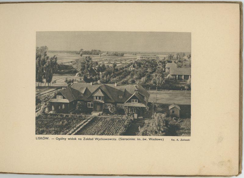 Album z pocztówkami z Liskowa "Pamiątka z wystawy >>Praca i Kultura Wsi<<"