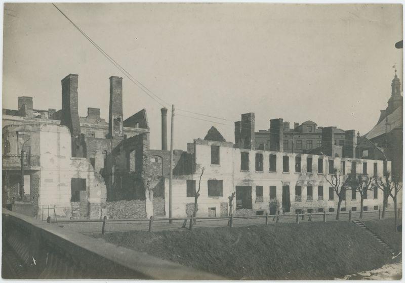 Widok z Mostu Kamiennego na ulicę Rybną (dziś Kazimierzowska)