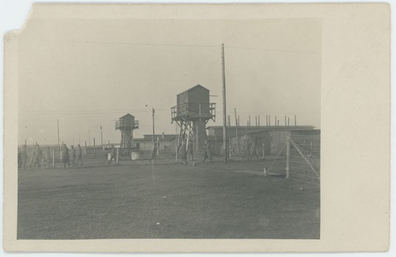 Wieże strażnicze w obozie jenieckim w Szczypiornie