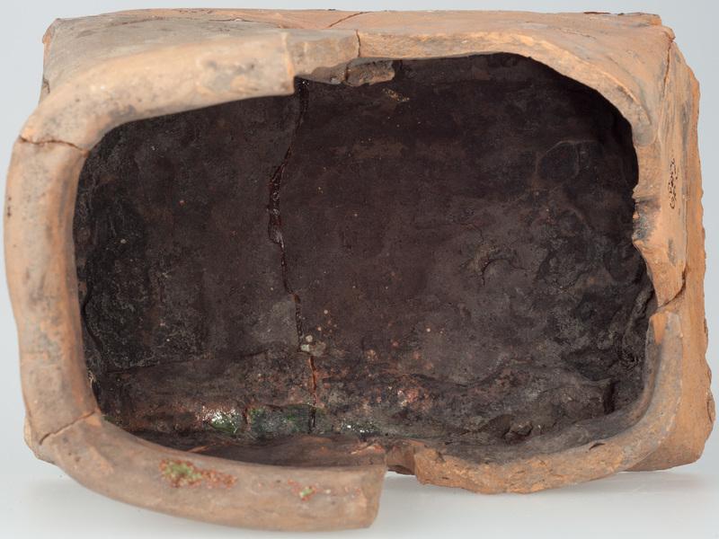 Kafel z ornamentem czworolistnym