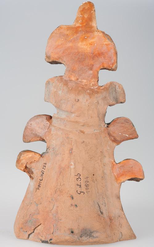 Kafel z wyobrażeniem brodatej twarzy