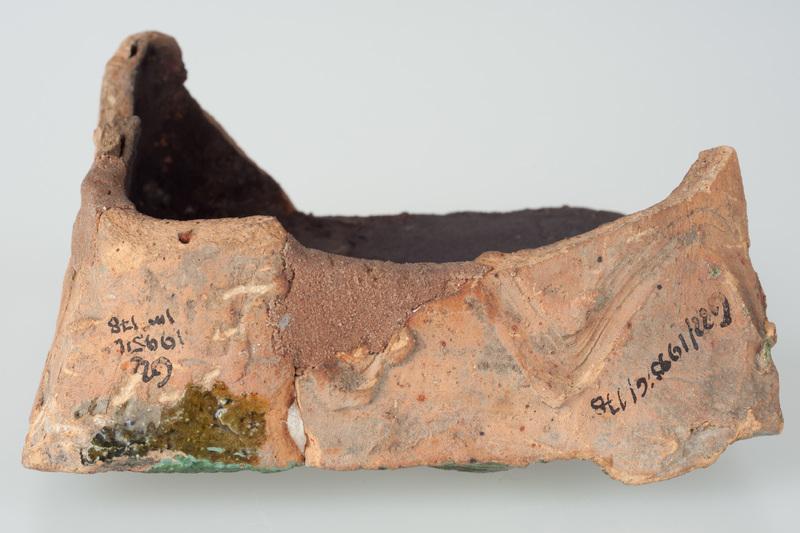 Kafel z wyobrażeniem Samsona walczącego z lwem