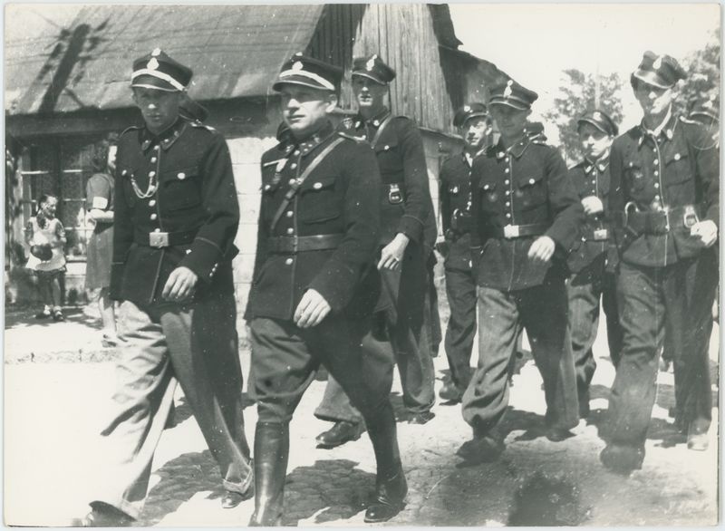 Zdjęcia reportażowe z uroczystości wręczenia sztandaru PCK w Koźminku