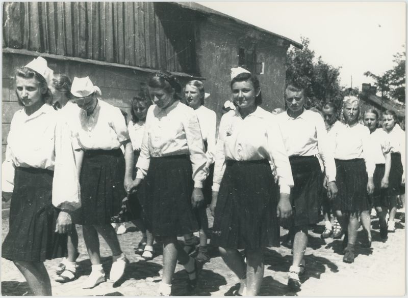 Zdjęcia reportażowe z uroczystości wręczenia sztandaru PCK w Koźminku