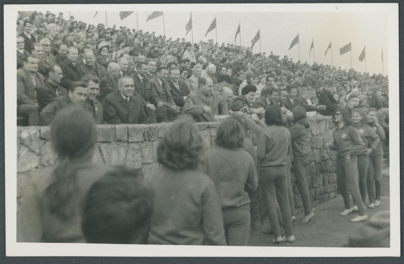 Zdjęcie z albumu dotyczącego kaliskiej hali sportowej