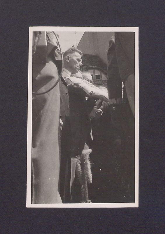 Prezentacja odznaczenia Orderem Odrodzenia Polski „Polonia Restituta”. 