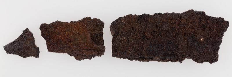 Fragmenty ostrza żelaznego noża