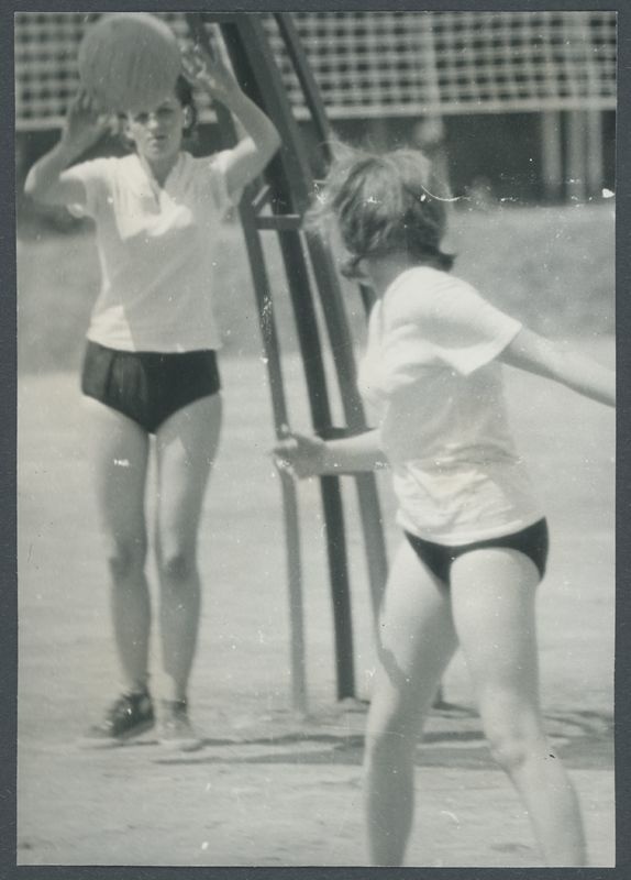 Zdjęcie z albumu dotyczącego kaliskiej hali sportowej