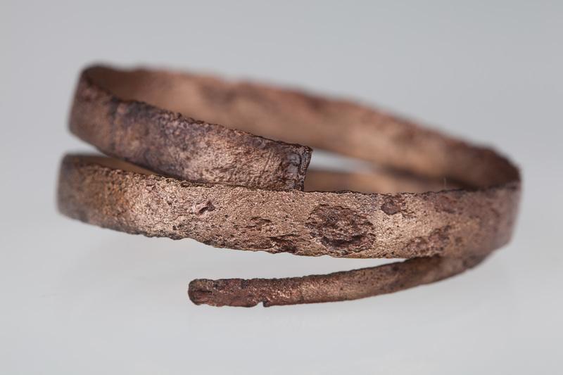 Bransoletka z taśmy brązowej