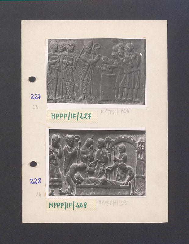 Wnętrze gnieźnieńskiej katedry. Drzwi Gnieźnieńskie, scena przedstawiająca złożenie do grobu.