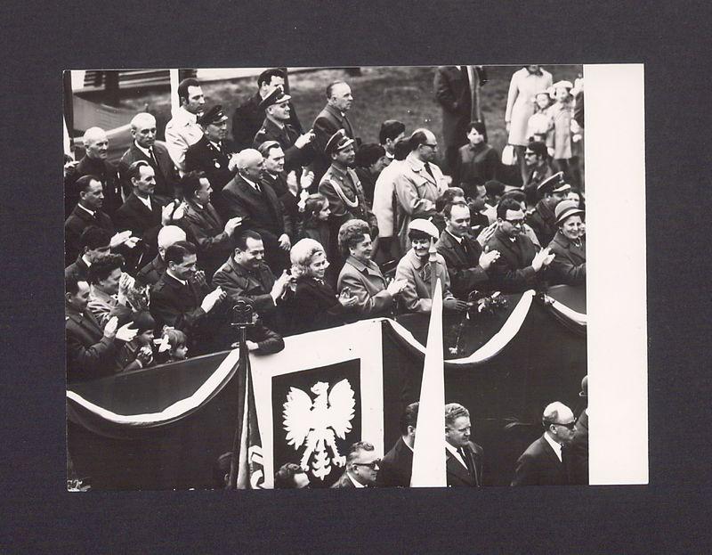 Obchody 1 Maja 1970 r. Trybuna.