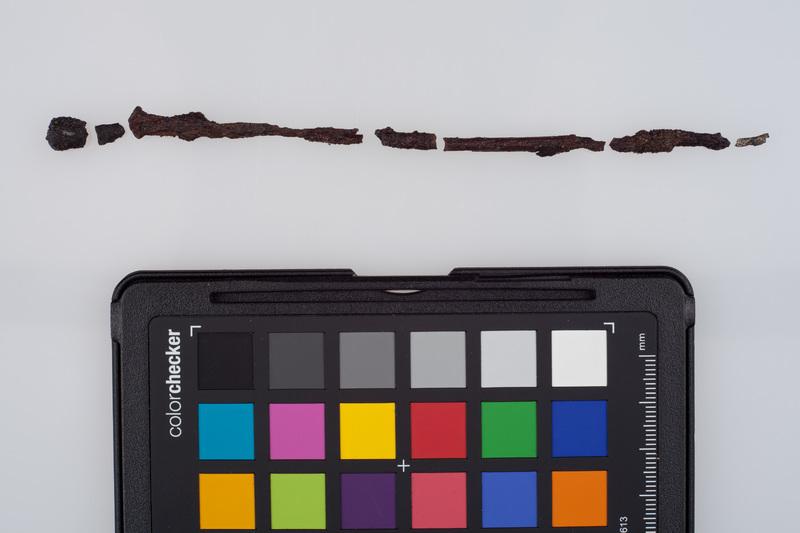 Szpila żelazna z główką płaskokulistą