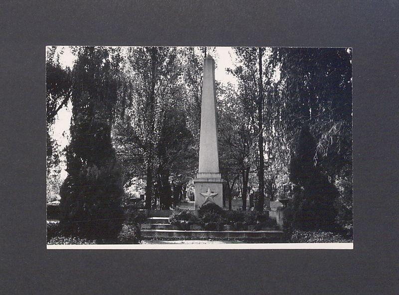 Pomnik poległych w II wojnie światowej.