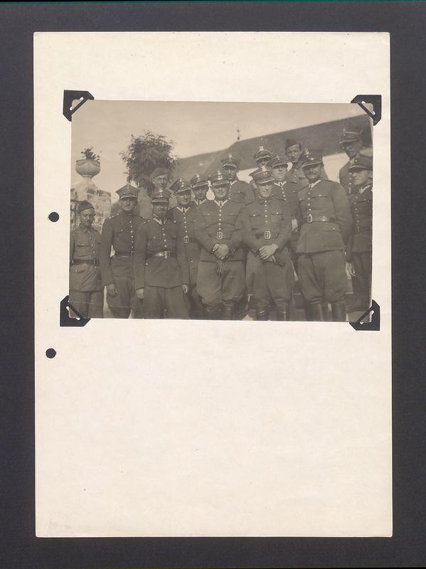 Uczestnicy powstania wielkopolskiego w Gnieźnie.