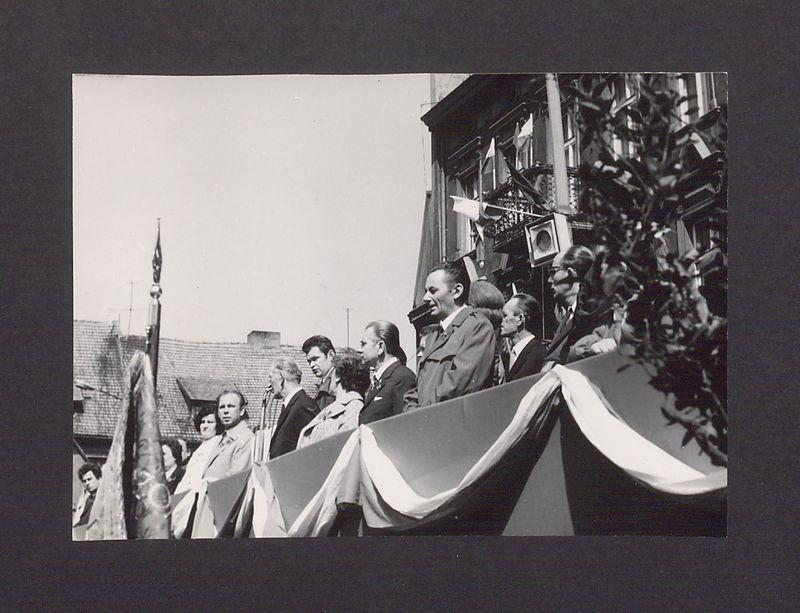 1 Maja 1972 r. w Gnieźnie. Trybuna.