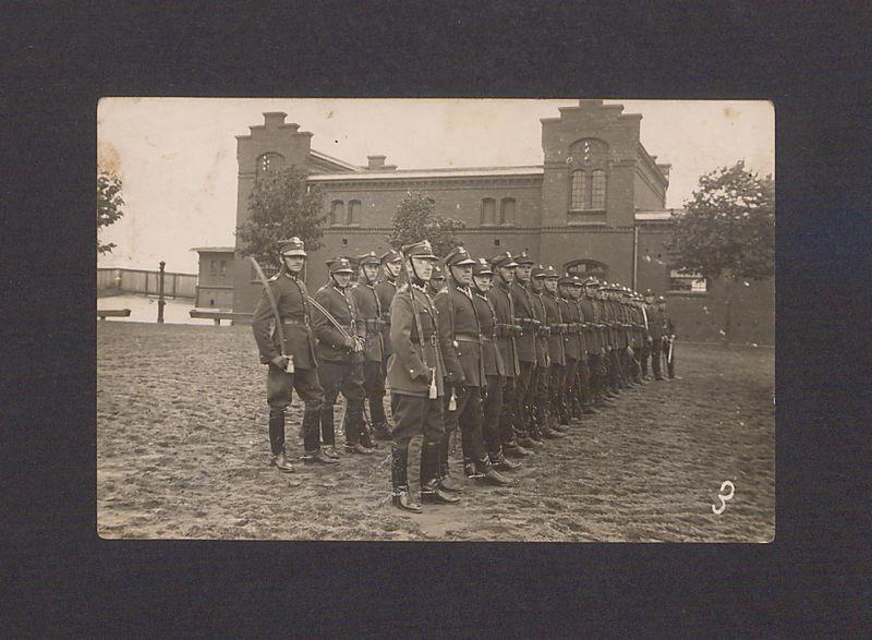 Żołnierze 17 Pułku Artylerii Lekkiej.