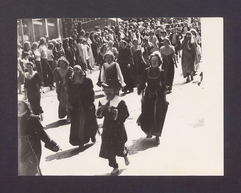 Jarmark Bartłomiejski. Korowód historyczny.
