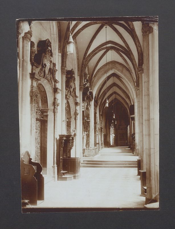Północna nawa w katedrze.