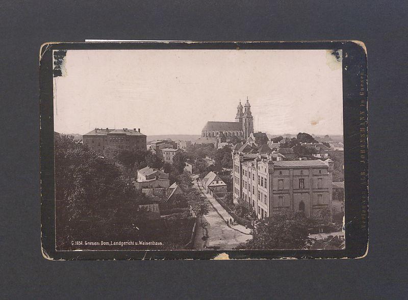 Fragment północnej części miasta z ulicą św. Wojciecha.