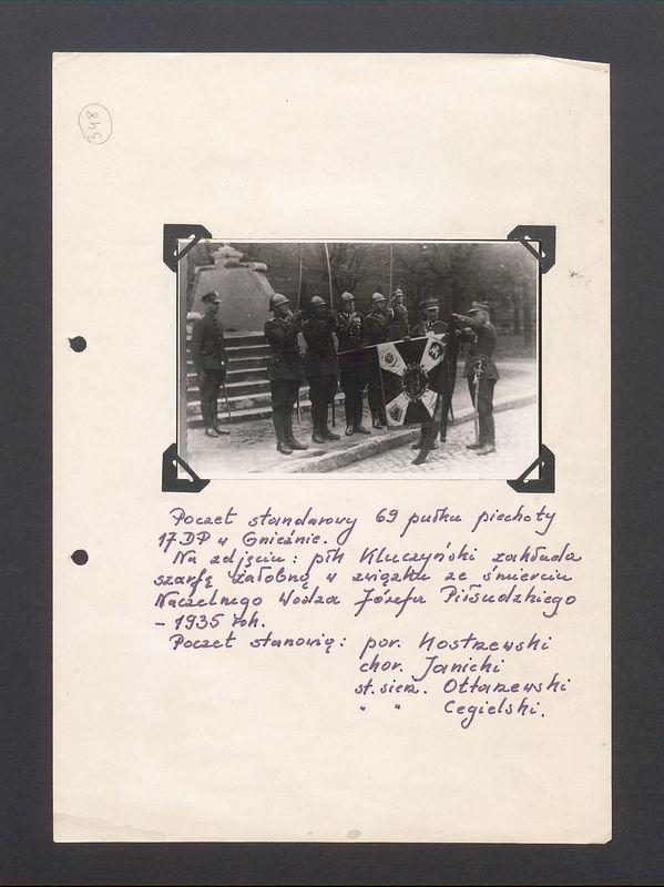 Poczet sztandarowy żołnierzy 69 pułku piechoty
17 DP w Gnieźnie.
