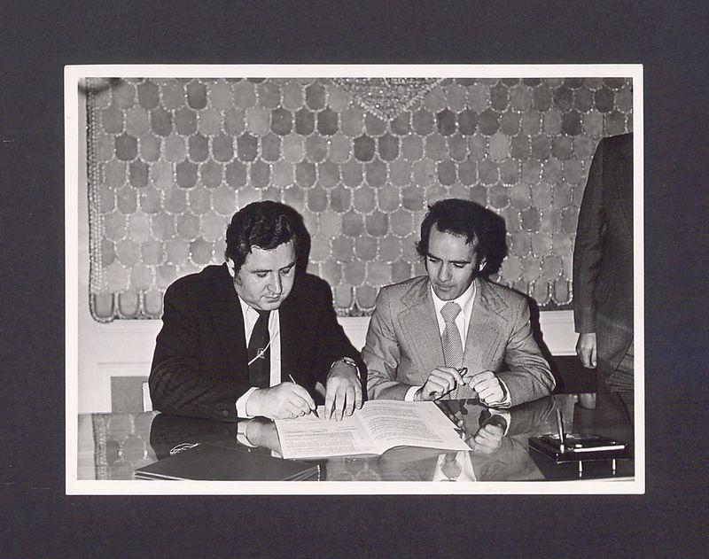 Podpisanie porozumienia z Filharmonią Poznańską w Gnieźnie w Pałacu Ślubów.