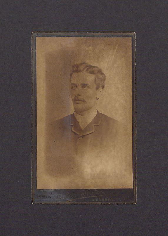 Portret mężczyzny.