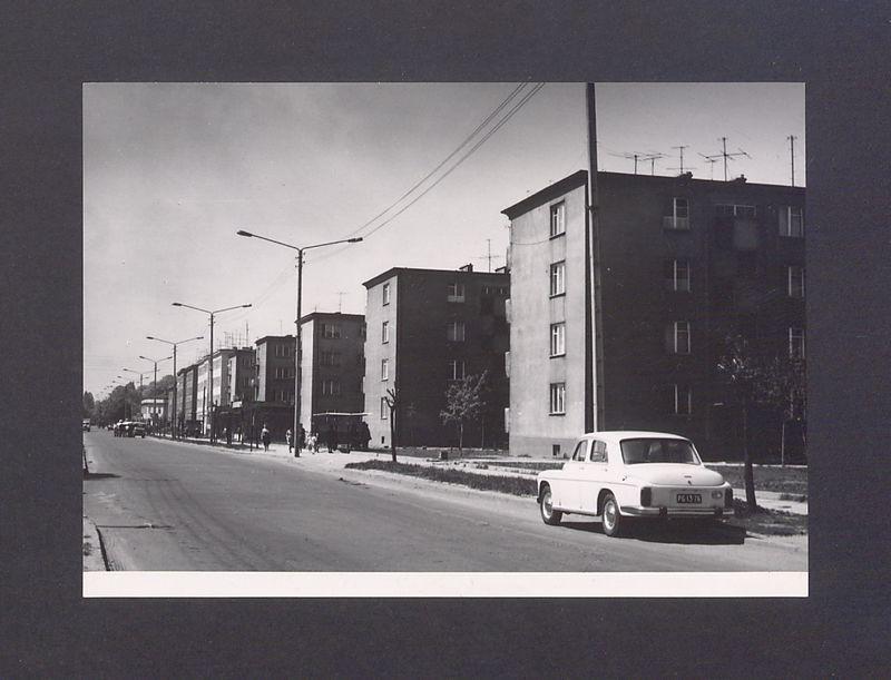 Ulica Budowlanych na Osiedlu Tysiąclecia.