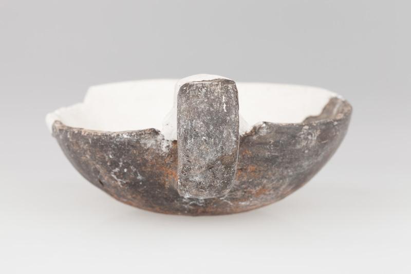 Czerpak półkulisty z taśmowatym uchem