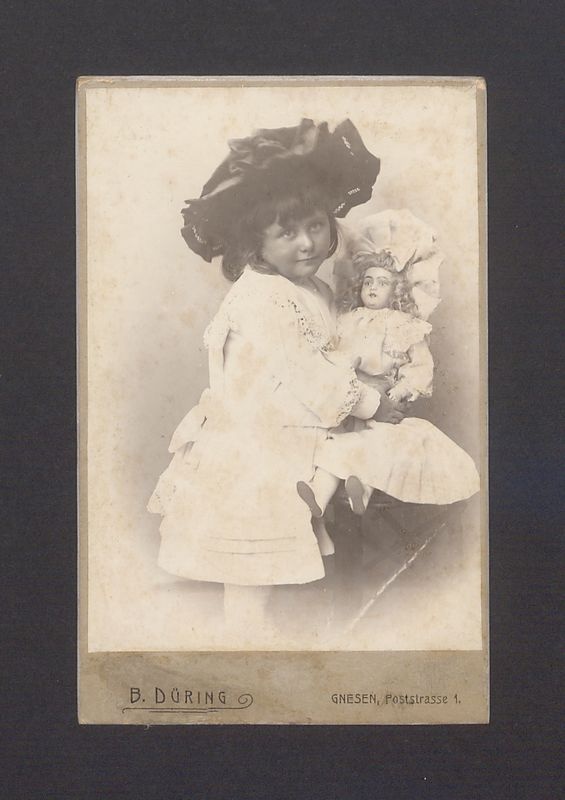 Portret dziewczynki.