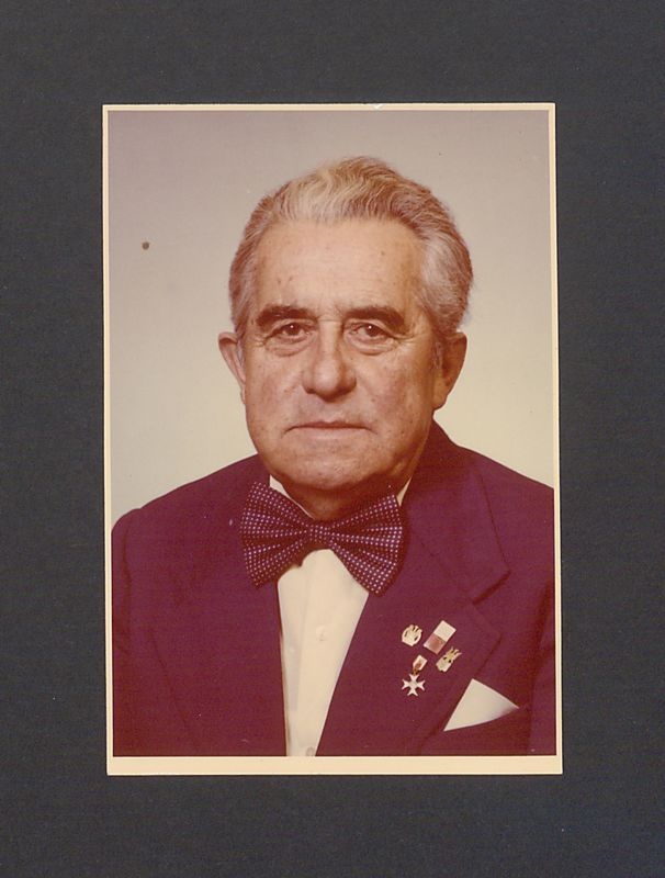 Portret Janusza Knittera, członka chóru Dzwon.