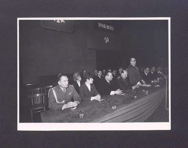 25 lat wyzwolenia Gniezna. Akademia.