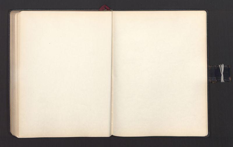 Exposicion de pinturas y dibujos del maestro polaco Tadeusz Kulisiewicz. Museo Nacional de arte moderno, cz. 5