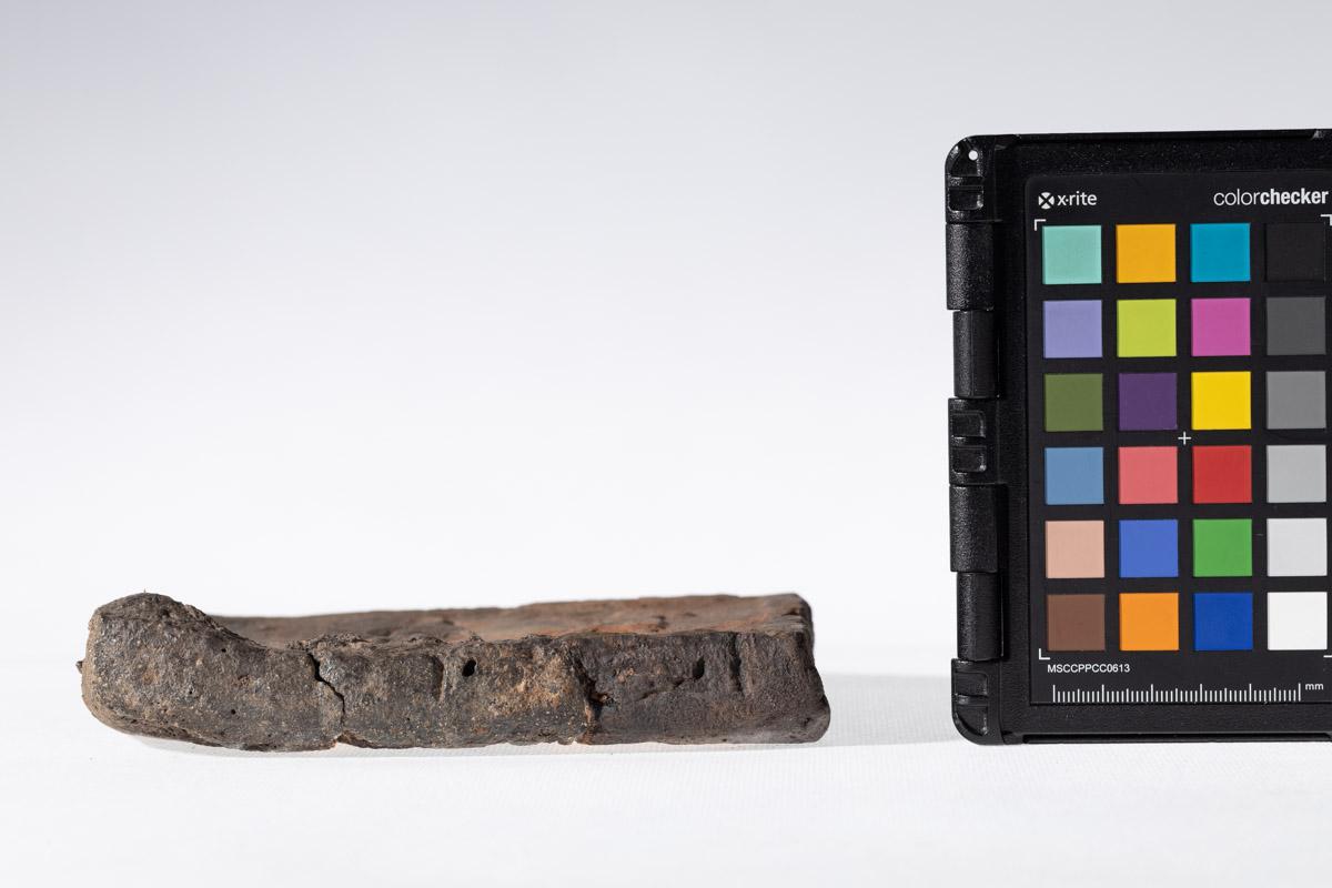 Płytka z wyobrażeniem wojowników