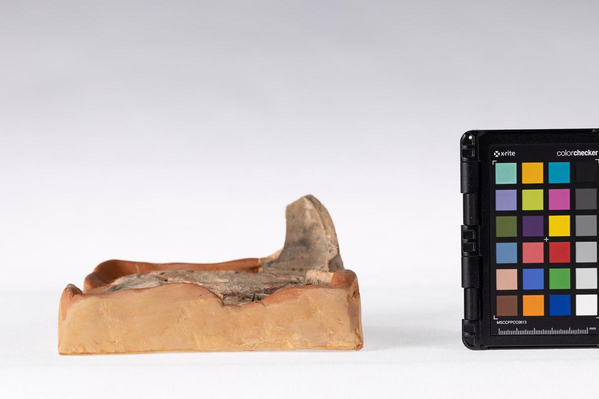 Kafel z motywem makówki