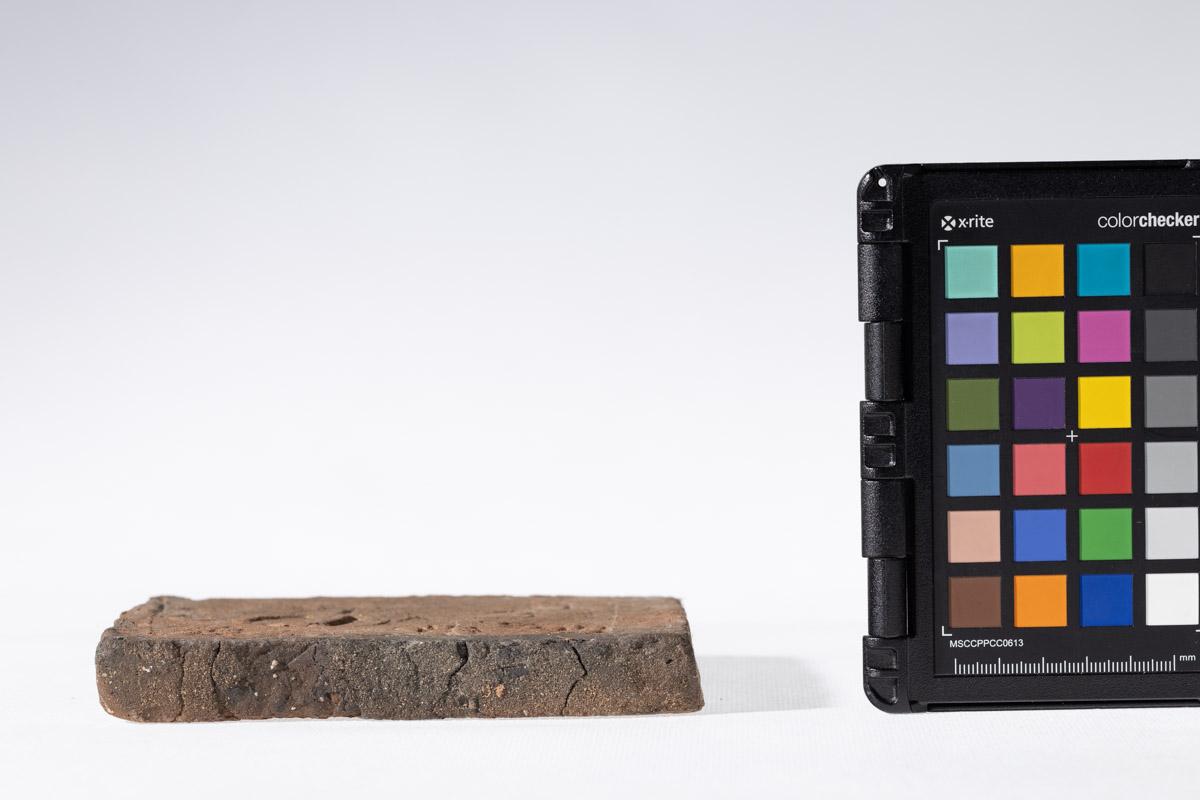 Płytka z wyobrażeniem gryfa