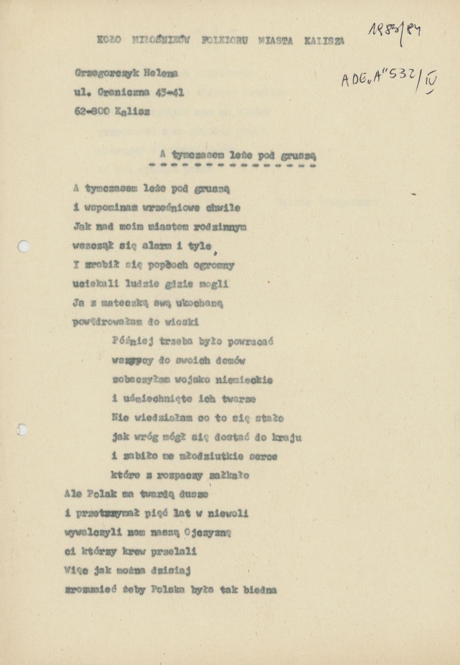 A tymczasem leżę pod gruszą