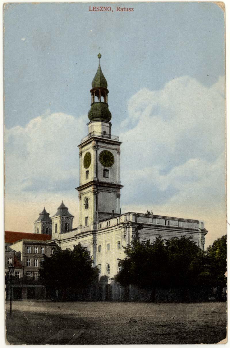 Ratusz w Lesznie