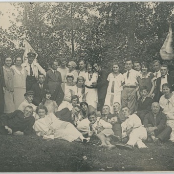 Członkowie Kaliskiego Towarzystwa Wioślarskiego