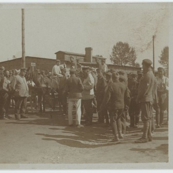 "Upragniony gość w Szczypiornie". Obóz jeniecki w Szczypiornie