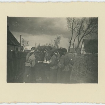 Członkinie kaliskiego Związku Strzeleckiego „Strzelec”