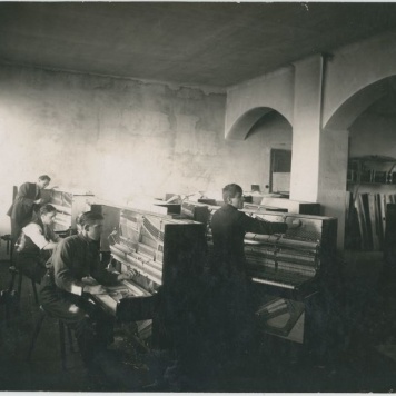 Warsztaty zakładowe w fabryce Aleksandra Fibigera