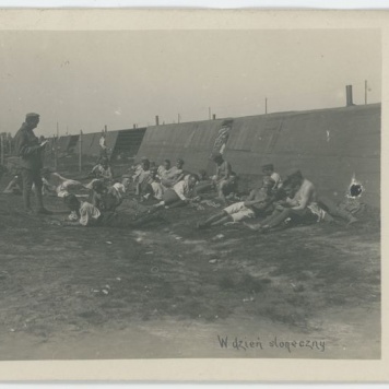 "W dzień słoneczny". Obóz jeniecki w Szczypiornie