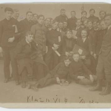 Uczniowie Szkoły Handlowej w Kaliszu