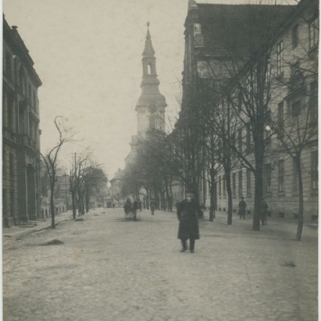 Ulica Kolegialna i kościół św. Józefa w Kaliszu