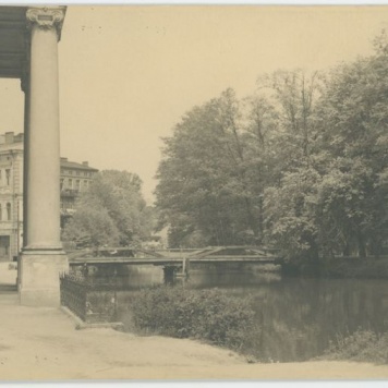 Wejście do kaliskiego parku