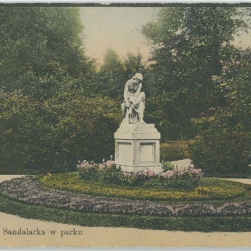 Sandalarka w parku, Kalisz