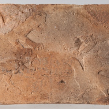 Płytka z wyobrażeniem lwa, smoka, orła oraz niedźwiedzia