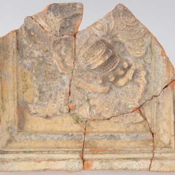 Kafel z pąkiem kwiatowym